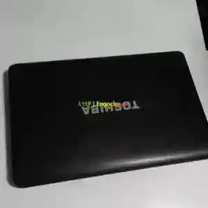 Toshiba 4GB Ram, 320GB  Hard disk in Ethiopia